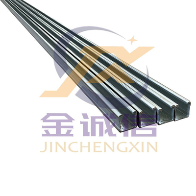 เครื่องขึ้นรูปม้วนแผงโซลาร์เซลล์ Unistrut C Channel เครื่องขึ้นรูปม้วนพลังงานแสงอาทิตย์