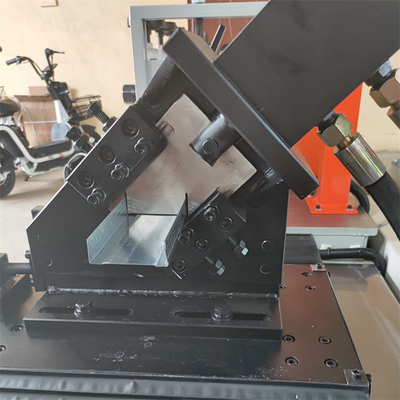 Metal CU Omega Stud และ Track Roll Forming Machine สำหรับ Drywall