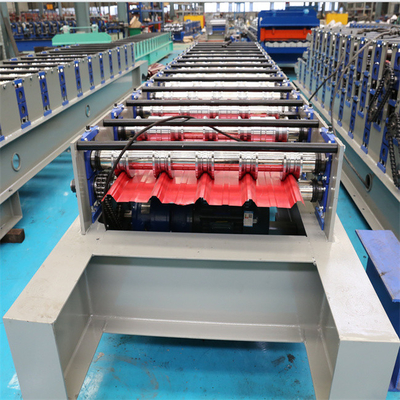 เครื่องขึ้นรูปม้วนแผงหลังคาเหล็กสี 15-20m / นาทีอัตโนมัติ 0.3-0.8mm