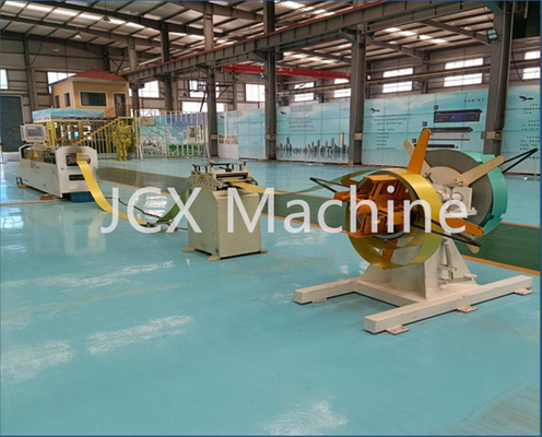 เครื่องขึ้นรูปโครงเหล็กเครื่องวัดแสงสำเร็จรูป LGS Light Keel Roll Forming Machine