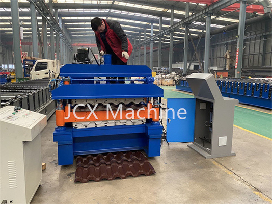 เครื่องขึ้นรูปม้วนกระเบื้องอัตโนมัติเต็มรูปแบบ PLC ควบคุมอุปกรณ์ตัดไฮดรอลิก