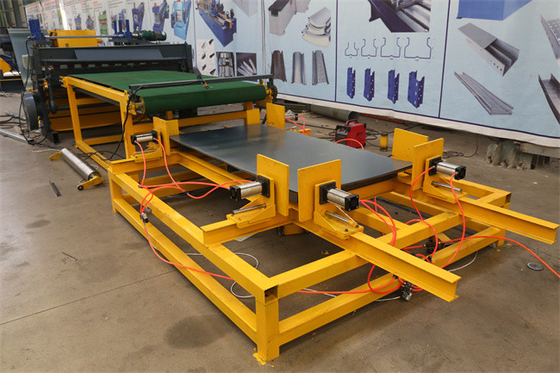 เครื่องตัดเหล็กเส้นตามความยาว 30KW เครื่องตัดแผ่นโลหะ