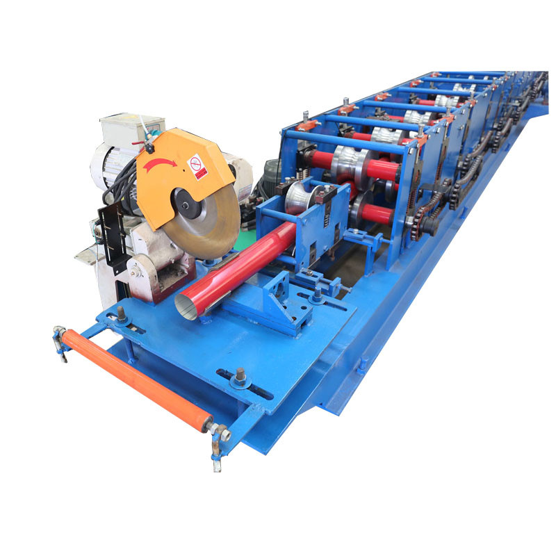 เครื่องขึ้นรูปม้วน CZ Purlin เหล็กสี Water Gutter Downpipe Roll Forming Machine